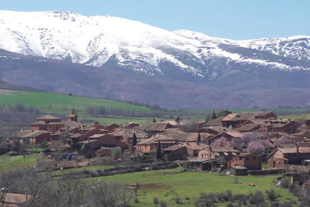 El último rincón, dúplex con piscina climatizada en plena naturaleza La Pinilla (Castile and Leon) Exterior foto